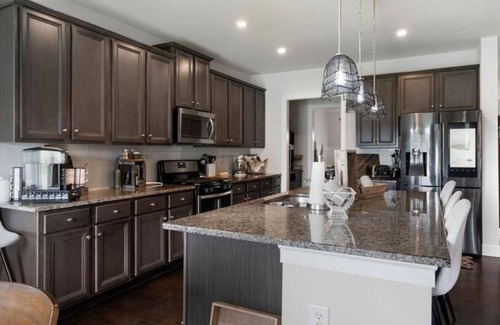 Cartersville House | Cozy 1-bedroom in large house in popular Cartersville with fitness room, WiFi