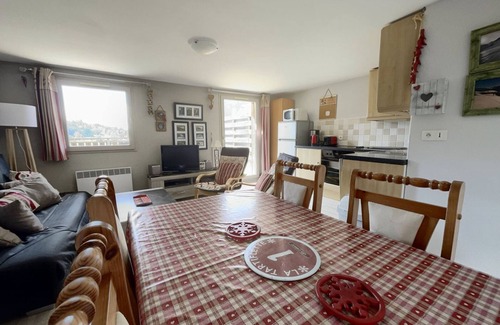 Les Carroz-d'Araches Apartment | Cozy 1BR + Alcove, WiFi, Parking, Near Slopes & Shops!