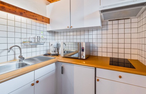 Saint-Chaffrey Apartment | Cozy 1BR Apartment, Balcony, Pool, Close to Serre Chevalier Slopes, Free Wi-Fi & Parking