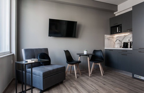 Kinosargous Apartment | Cozy 1BR Apartment at WYZ Athens