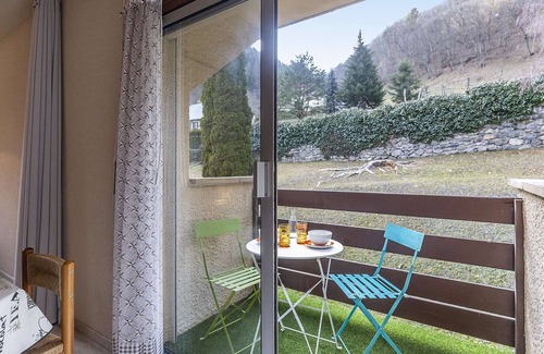 Cauterets Apartment | Cozy 1BR Apartment for 4 with Balcony, Near Ski Lift and Amenities in Cauterets
