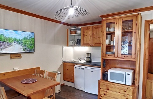 Les Bruyeres Apartment | Cozy 1BR Apartment for 4, Ski-in/Ski-out Access, Balcony with Views, Les Menuires