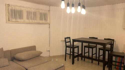 Old North Apartment | Cozy 1BR Apartment in Tel Aviv Old North Just 5 Min Walk to the Beach