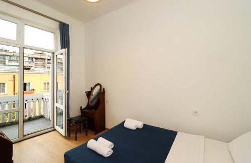 Vake Apartment | Cozy 1BR Apt near Vake Park - By Wehost