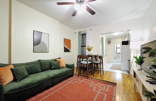 Upper East Side Apartment | Cozy 1BR in Upper East Side - Near Central Park!