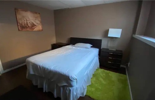 Bonnyville House | Cozy 2 bdrm Suite is needing a guest.