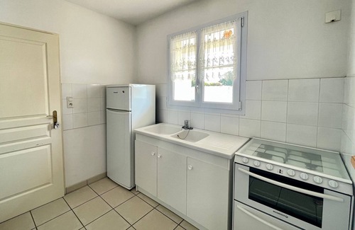 Bretignolles-sur-Mer House | Cozy 2-Bedroom House Near Beach with Enclosed Garden & Pet-Friendly