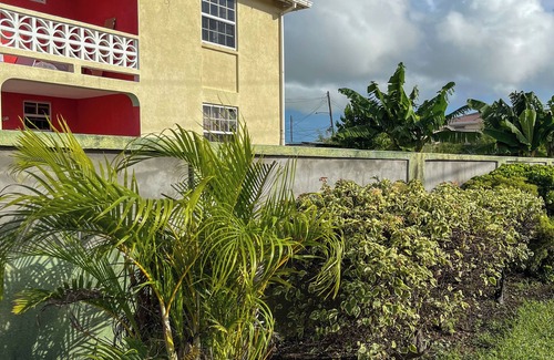 Ealing Park Apartment | Cozy 2-bedroom apartment in charming Bridgetown with WiFi, AC