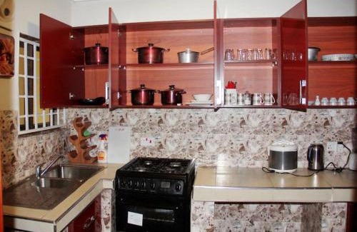 Accra Apartment | Cozy 2 Bedroom Apartemt For Short Stay