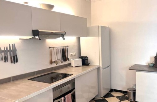 Son Antem Apartment | Cozy 2-bedroom apartment with WiFi, air-con and a rooftop terrace with bbq.