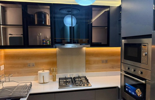 Abelemkpe Apartment | Cozy 2 Bedroom Apartment at the heart of Accra, A feeling of home away from home