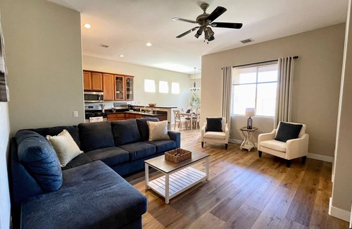 Granville House | Cozy 2-bedroom house in charming Prescott Valley with AC