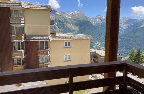 Orcieres-Merlette Apartment | Cozy 2-Room Apt for 6 with WiFi, Near Ski Slopes & Amenities