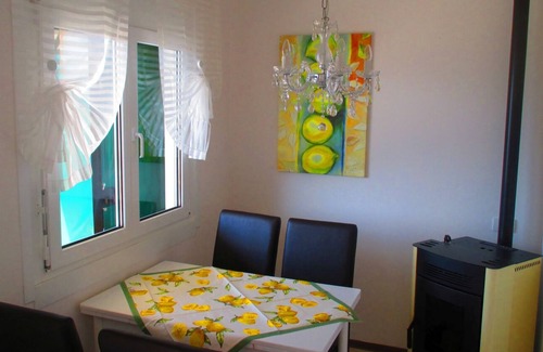Poppino Apartment | Cozy 2-room apartment with balcony, garden and fantastic panoramic view
