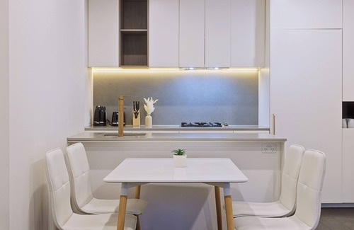 Box Hill Apartment | Cozy 2B1B at Box Hill