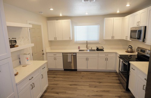 Las Vegas House | Cozy 2Bed 2Bath house with Private pool and Game Room - 8 miles to The Strip