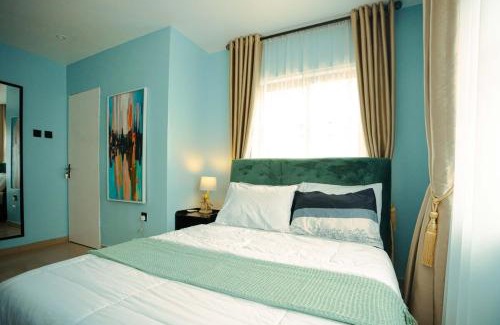 Lagos Apartment | Cozy 2Bed with Mini Pool & Outdoor Lounge in Lagos