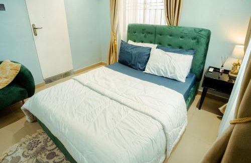 Lagos Apartment | Cozy 2Bed with Mini Pool & Outdoor Lounge in Lagos