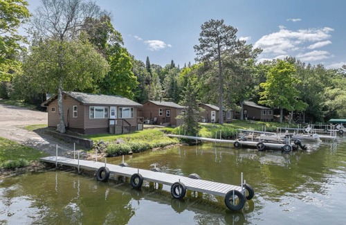 Phelps Cabin | Cozy 2BR/1BA Lake Cabin | 25ft from Shore | Boat Landing | Fish House | All-Sports Lake