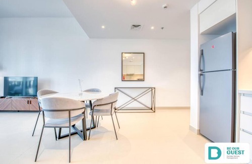 Dubai Apartment | Cozy 2BR Apartment in Creek Horizon