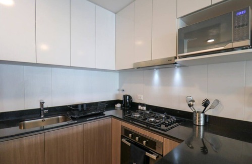 Petit Jean Ocharan Apartment | Cozy 2BR with Balcony in the Heart of Miraflores