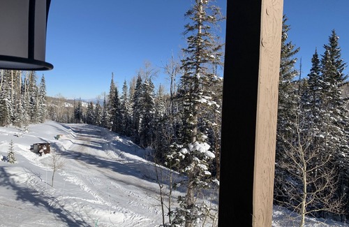 Brian Head Condo | Cozy 3 bedroom 2 Bath in newest condos on the mountain