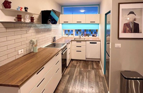 Heimar Apartment | Cozy 3-bedroom apartment in beautiful Reykjavík with WiFi & mountain views