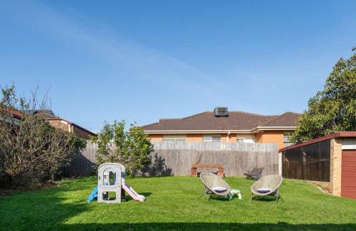 Mentone House | Cozy 3 BR Family Home in Mentone