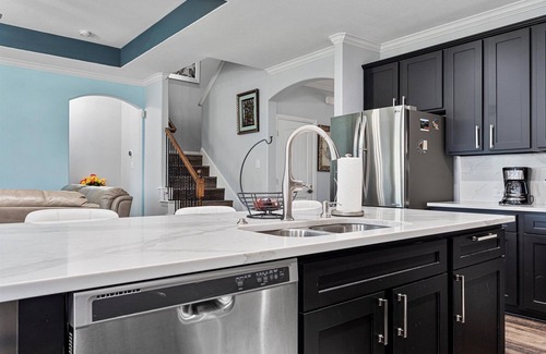 Little Elm House | Cozy 4 bedroom 3.5 bath home located in the heart of Little Elm.