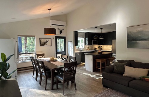 Groom Creek Cabin | Cozy 4-bedroom cabin in charming Prescott pines, minutes to Goldwater Lake