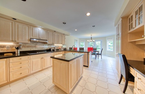 Ajax House | Cozy 6BR Deer Creek Golf Course Estate Home in Ajax