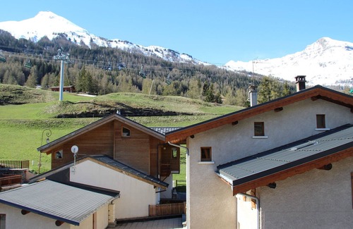 Lanslevillard Apartment | Cozy 7-Person Apartment at Village Center, Near Slopes - Val Cenis