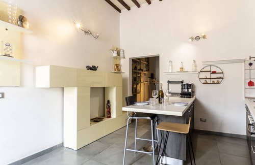 Livorno Apartment | Cozy 80 sqm apartment, able to accommodate 4 people, located on the second floor of a building without a lift.The property is located in the heart of Livorno, in a quiet and residential area full of services. A few minutes walk away are some of the main