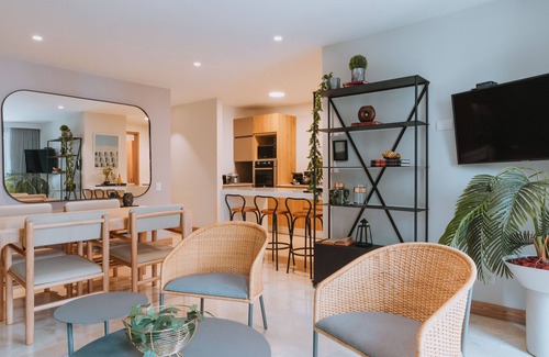 Laureles - Estadio Apartment | Cozy 895ft Apt. 24/7 Front Desk - Alori 301