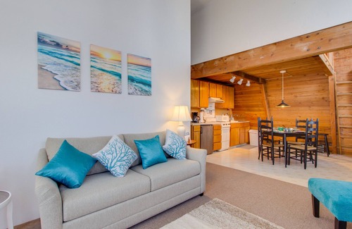 Rockaway Beach Cabin | Cozy A-Frame Cabin with Large Deck, 5-Minute Walk to Beach - Dogs Welcome
