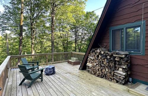 Killington Ski Chalet | Cozy A-Frame Cabin Nestled In The Trees, Hot Tub