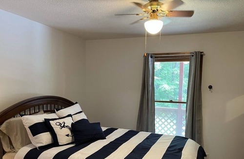 Littleton Cabin | Cozy A Frame Cabin on 2 acre wooded lot mins from Lake front
