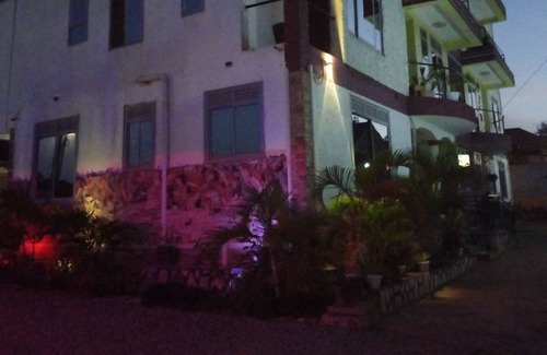 Kireka House | Cozy accessible workspace at Trinity Resort. Good Vibes only