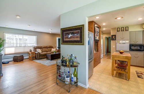 Turnagain Cottage | Cozy Anchorage Rental w/ Yard: 3 Mi to Downtown!