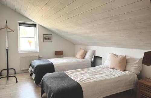 Innerstaden Apartment | Cozy and bright 3-bedroom APT in Visby