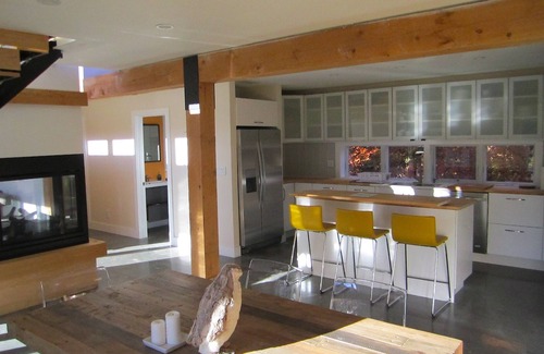 Bretton Woods House | Cozy And Chic Modern Home in the Heart of BrettonWoods - 12” NEW SNOW FROM STORM