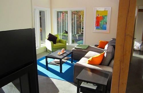Bretton Woods House | Cozy And Chic Modern Home in the Heart of BrettonWoods - 12” NEW SNOW FROM STORM