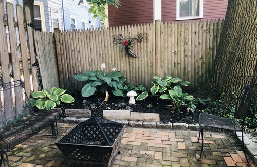 Egleston Square Apartment | Cozy and comfortable