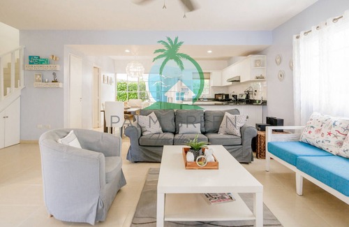 Playa Bibijagua Villa | Cozy and Family-Friendly Villa with Pool, Close to Ocean