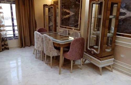 Agouza Apartment | cozy and modern apartment in central location in Cairo Mohandessin near Nile