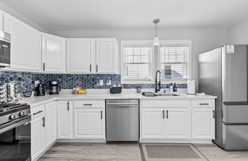 High Point House | Cozy and Modern in the Heart of it all