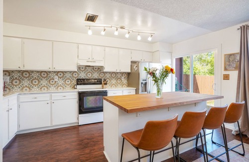 Willow Park House | Cozy and modern townhome in Aurora, 5min from highway !