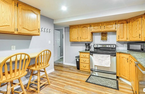 Midvale Apartment | Cozy and Quiet Apt in Midvale