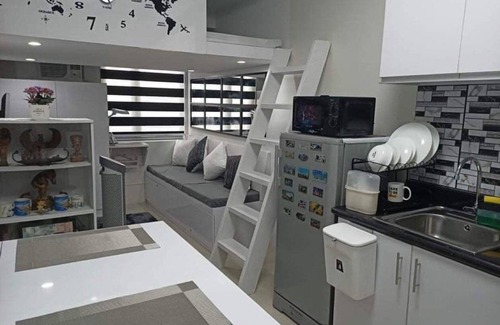 Santo Cristo Apartment | Cozy and Relaxing One Bedroom Condominium Loft Style