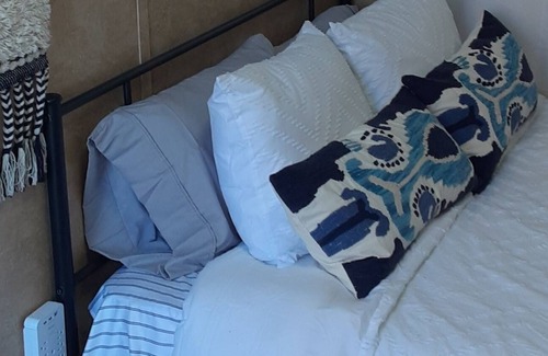 Spring Branch RV Rental | Cozy and Serene Private Room Queen Bed